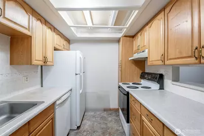 33021 18th Place S #E205, Federal Way, WA 98003 - Photo 5