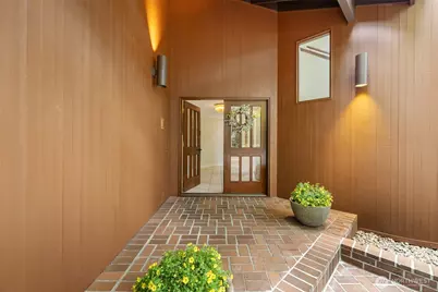 5004 134th Place NE, Bellevue, WA 98005 - Photo 3