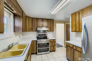 14630 3rd Ave SW, Burien, WA 98166 - Photo 5