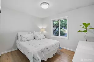 12455 SE 26th Pl, Bellevue, WA 98005 - Photo 29