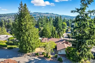 12455 SE 26th Pl, Bellevue, WA 98005 - Photo 35