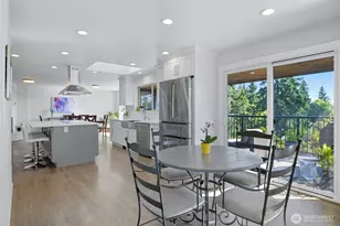 12455 SE 26th Pl, Bellevue, WA 98005 - Photo 15