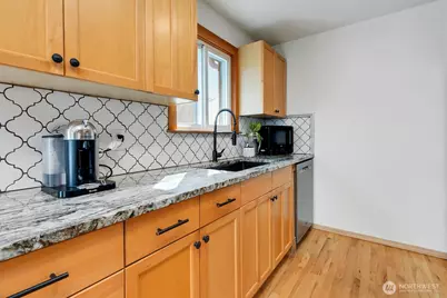 20204 9th Avenue S, Des Moines, WA 98198 - Photo 5