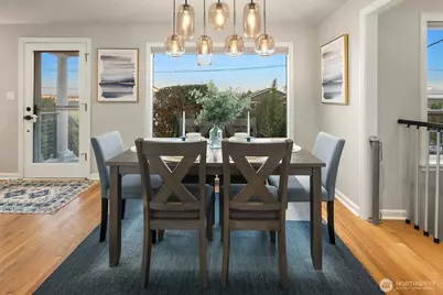 3257 37th Avenue SW, Seattle, WA 98126 - Photo 9