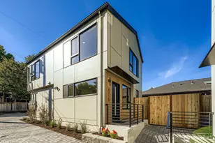 5715 35th Ave NE, Seattle, WA 98105 - Photo 1