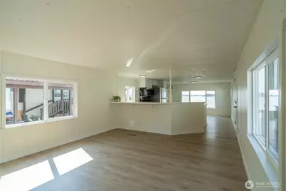 1908 W Marina Drive #9, Moses Lake, WA 98837 - Photo 11