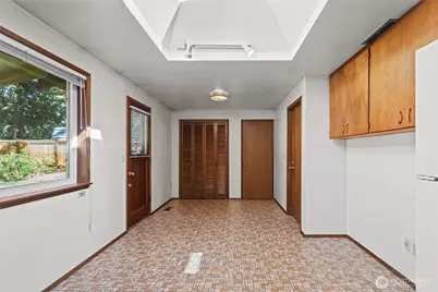 6201 117th Street Ct E, Puyallup, WA 98373 - Photo 9