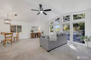 100 Crestview Dr, Port Angeles, WA 98362 - Photo 5