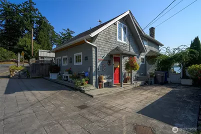 13197 Satterlee Rd, Anacortes, WA 98221 - Photo 3