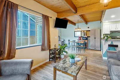 654 Malibu Dr SE, Lacey, WA 98503 - Photo 3