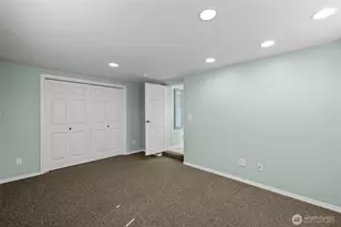 7842 Lake City Way NE, Seattle, WA 98115 - Photo 33