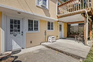 7842 Lake City Way NE, Seattle, WA 98115 - Photo 19