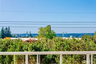 1845 N Hawthorne Dr, Tacoma, WA 98406 - Photo 9