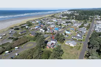 45 S Third Street, Pacific Beach, WA 98571 - Photo 29