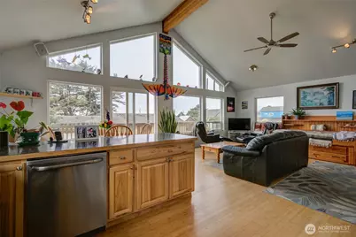 45 S Third Street, Pacific Beach, WA 98571 - Photo 15