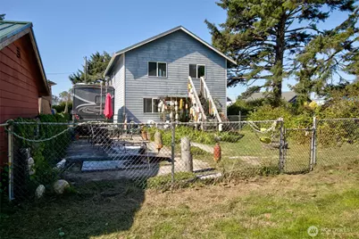 45 S Third Street, Pacific Beach, WA 98571 - Photo 21