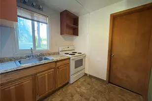 711 E Island Lake Dr, Shelton, WA 98584 - Photo 9