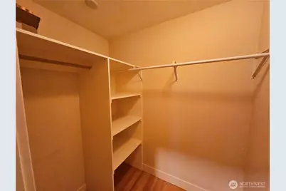 9380 Ferncliff Avenue NE, Bainbridge Island, WA 98110 - Photo 17