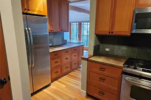 9380 Ferncliff Ave NE, Bainbridge Island, WA 98110 - Photo 9