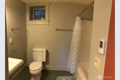 9380 Ferncliff Avenue NE, Bainbridge Island, WA 98110 - Photo 27