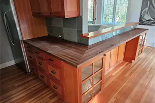 9380 Ferncliff Ave NE, Bainbridge Island, WA 98110 - Photo 7