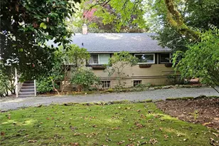 9380 Ferncliff Ave NE, Bainbridge Island, WA 98110 - Photo 31