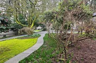 9380 Ferncliff Ave NE, Bainbridge Island, WA 98110 - Photo 37