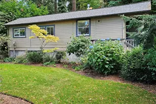 9380 Ferncliff Ave NE, Bainbridge Island, WA 98110 - Photo 21