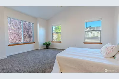 11330 8th Place W #B, Everett, WA 98204 - Photo 17