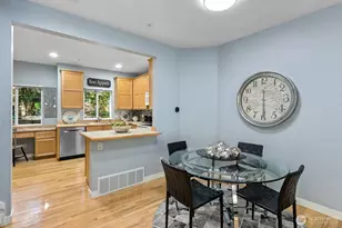 17928 NE 90th St, Redmond, WA 98052 - Photo 9