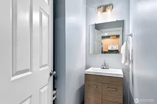 17928 NE 90th St, Redmond, WA 98052 - Photo 19