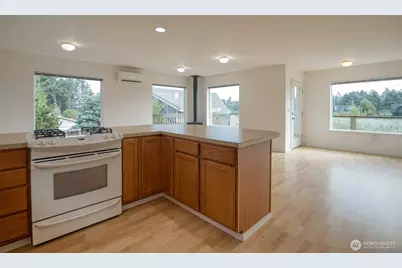 184 Bass Avenue NE, Ocean Shores, WA 98569 - Photo 33