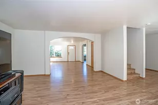 11220 212th St E, Graham, WA 98338 - Photo 9