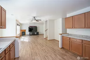 11220 212th St E, Graham, WA 98338 - Photo 13