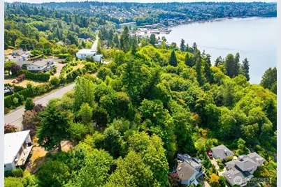 274 Xx Marine View Drive S, Des Moines, WA 98198 - Photo 9