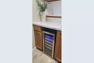 1175 Harrington Place NE #205, Renton, WA 98056 - Photo 9