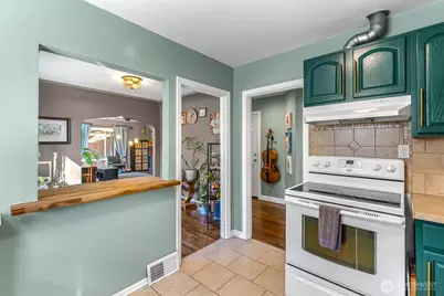 517 S Division Lane, Tacoma, WA 98418 - Photo 11