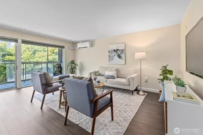 1740 Melrose Avenue #203, Seattle, WA 98122 - Photo 3