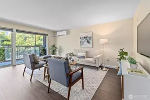 1740 Melrose Ave, Seattle, WA 98122 - Photo 3