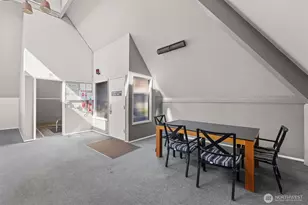 6423 Sand Point Way NE, Seattle, WA 98115 - Photo 35