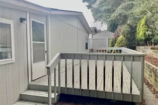 32820 S 20th Street S, Federal Way, WA 98003 - Photo 3