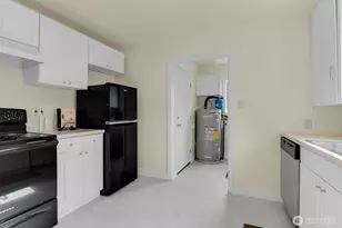 6611 Commercial Ave, Everett, WA 98203 - Photo 9