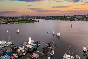 2466 Westlake Ave N, Seattle, WA 98109 - Photo 31