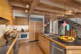 2466 Westlake Ave N, Seattle, WA 98109 - Photo 15