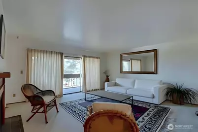 2021 Laventure Road #304, Mount Vernon, WA 98273 - Photo 5