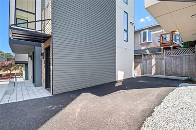 218 21st Avenue E, Seattle, WA 98112 - Photo 33