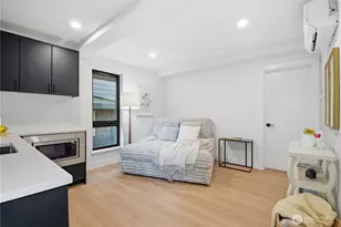 218 21st Ave E, Seattle, WA 98112 - Photo 5