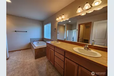 2715 93rd Place SE, Everett, WA 98208 - Photo 13