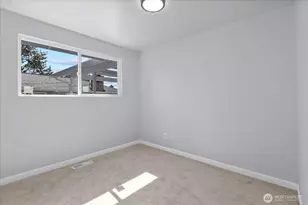 11250 57th Ave S, Seattle, WA 98178 - Photo 15