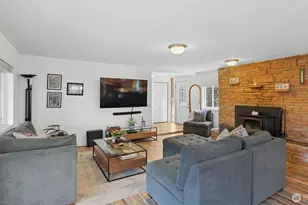 17268 SE Petrovitsky Rd, Renton, WA 98058 - Photo 5